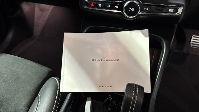 Volvo Xc40 1.5 T3 [163] R DESIGN 5dr Geartronic Petrol Estate